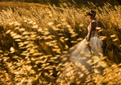 Sposa tra le spighe di grano Ivan Schirmenti